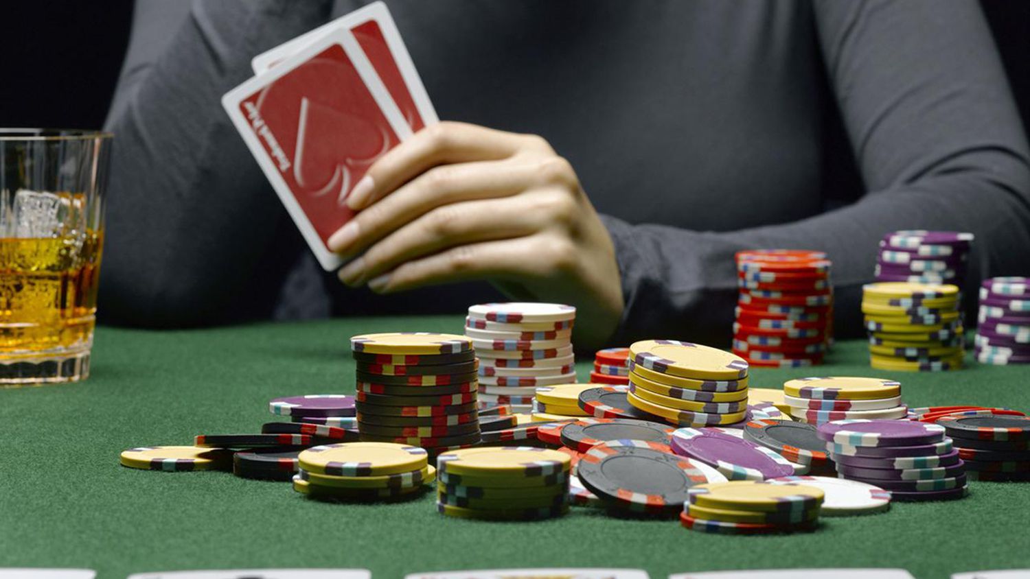 Why you should play in an online casino?